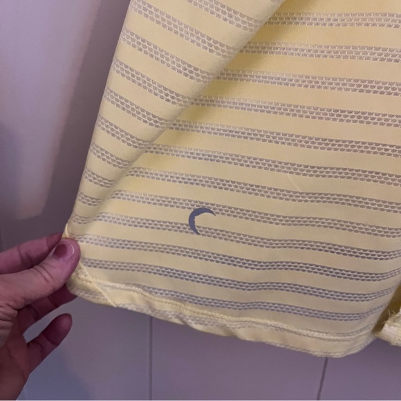 Zyia Nimbus Split Back Tank Yellow - Picture 9 of 9